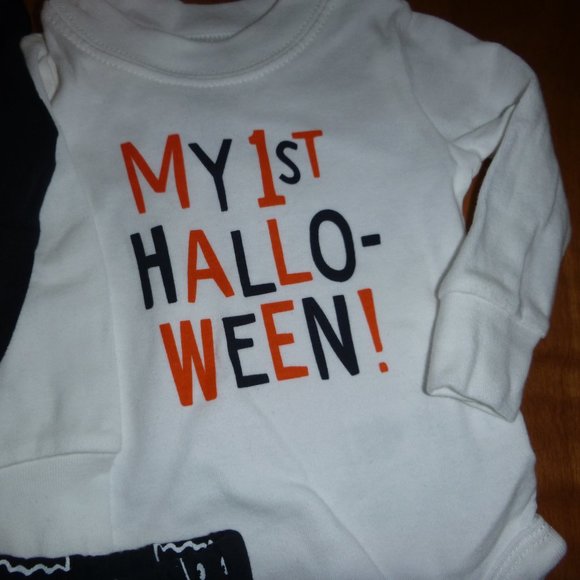 Baby Boys Carter's MY 1st HALLOWEEN 2 Bodysuits & Pants Size 3 mo Little boo NWT - Picture 3 of 4